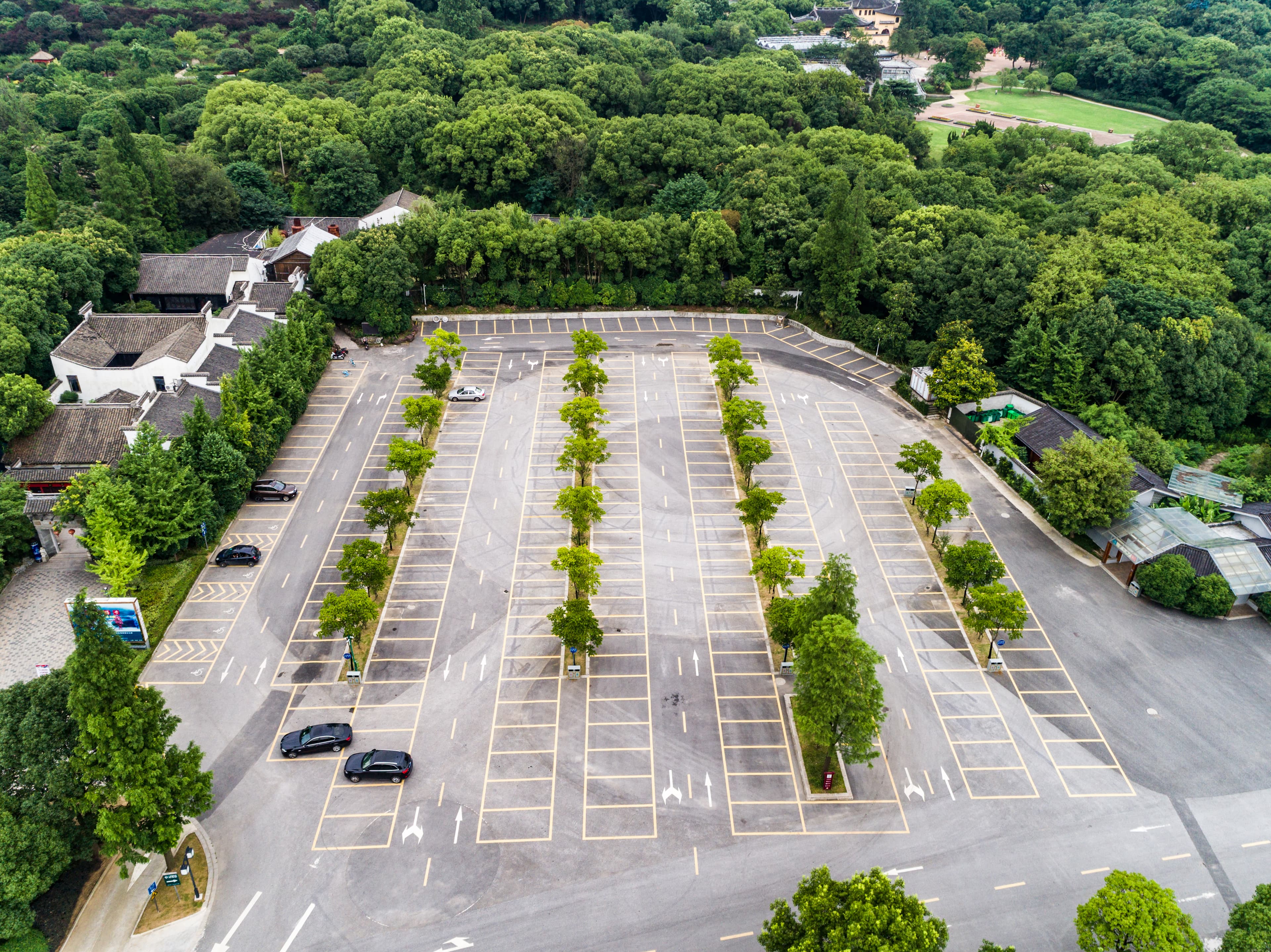 Pristine Parking Lots for Lasting Impressions